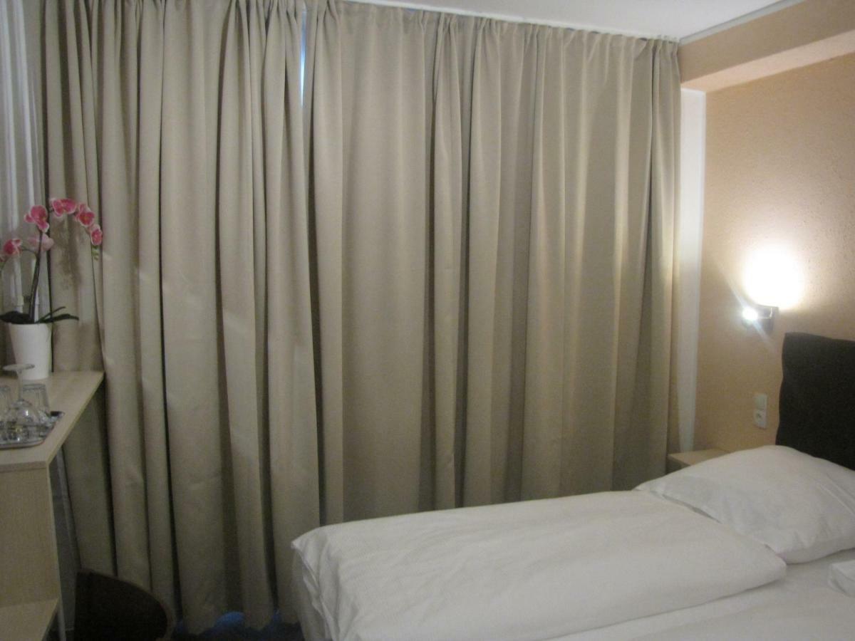 Milano Hotel Hamborg Eksteriør billede